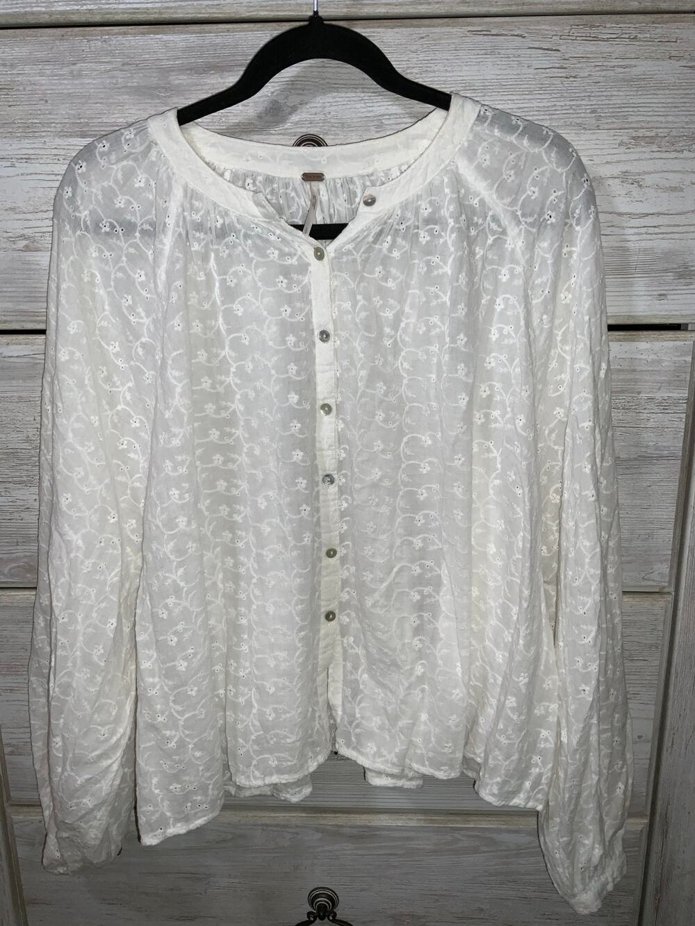 Free People Flowy Floral Eyelet Sheer Cropped Button-Up Blouse - Small